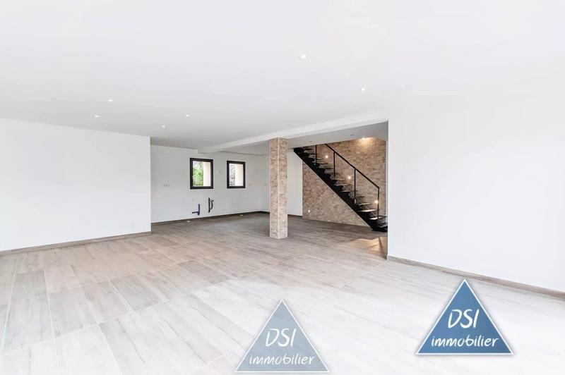 Maison - 123 m² - 4 pièces