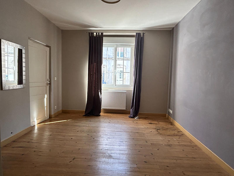 Maison - 101 m² - 5 pièces