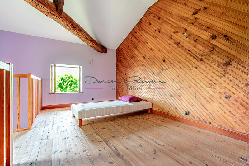 Propriété - 800 m² - 14 pièces