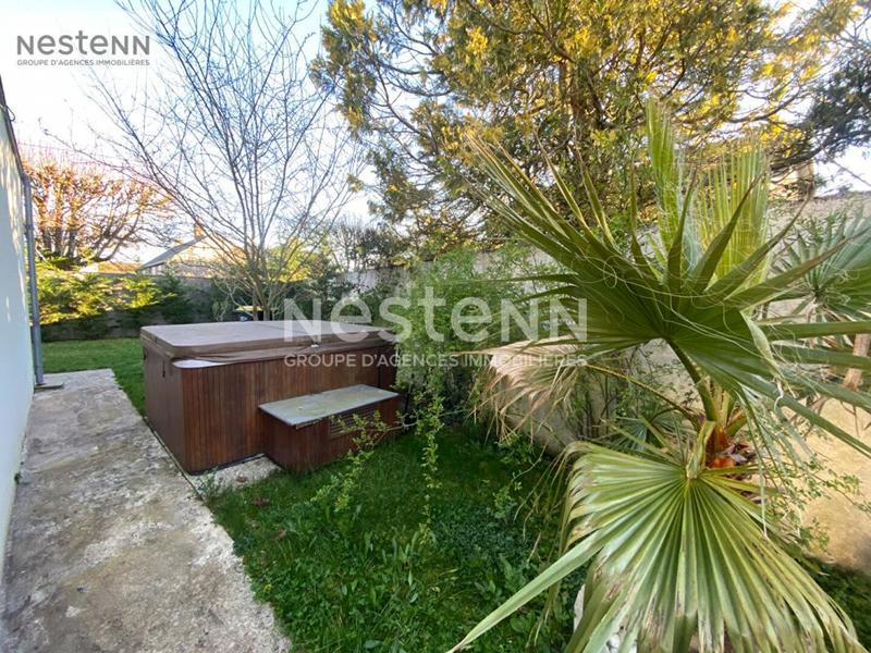 Maison - 235 m² - 7 pièces