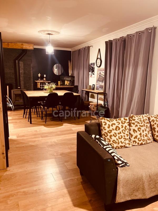 Maison - 87 m² - 5 pièces