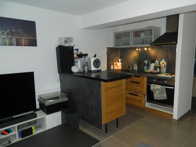 Maison - 240 m² - 9 pièces