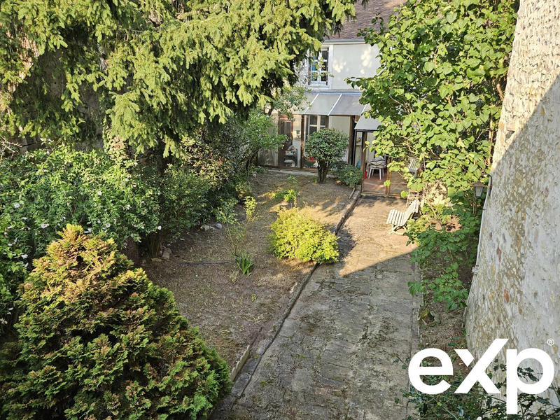 Maison traditionnelle - 112 m² - 5 pièces