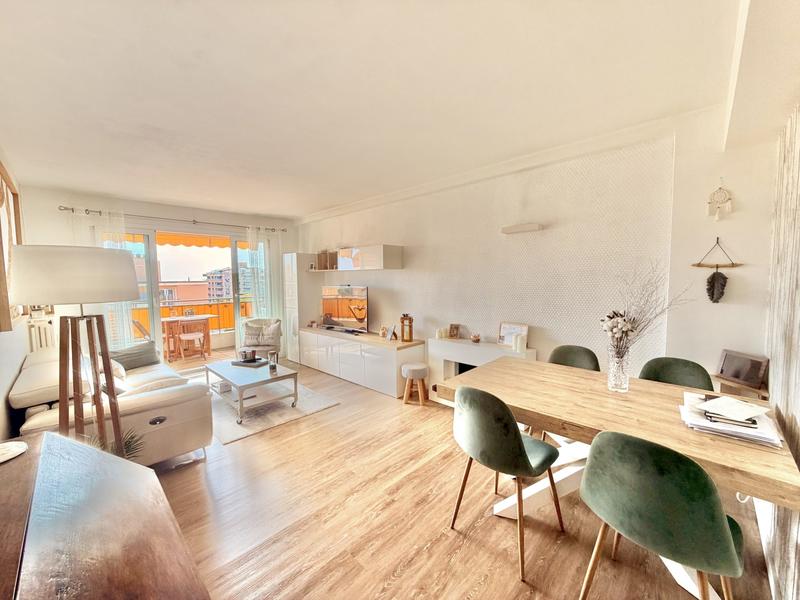 Appartement - 76 m² - 3 pièces