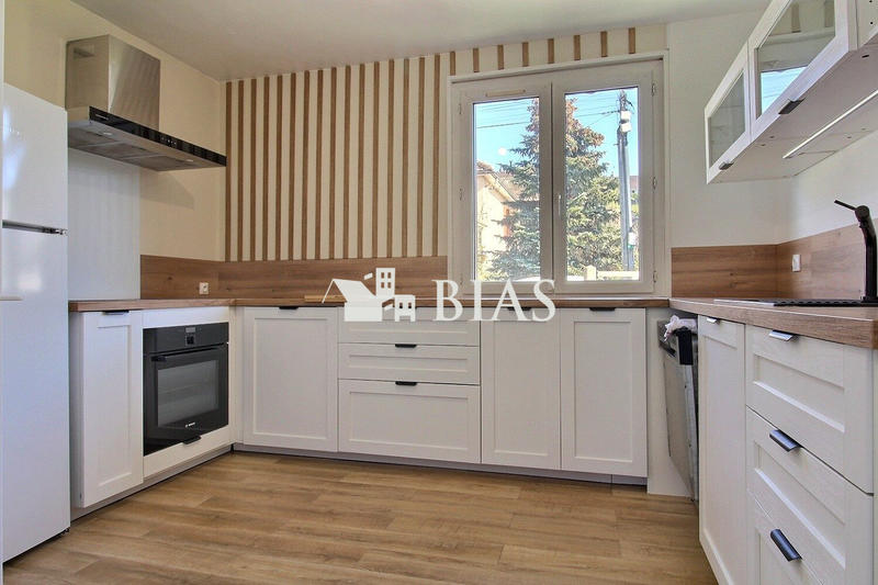 Maison - 65 m² - 3 pièces