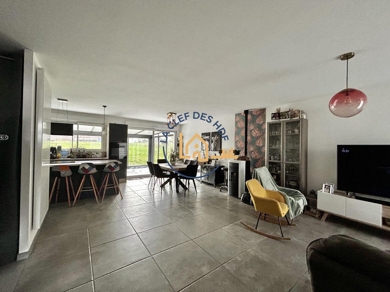 Maison - 105 m² - 5 pièces