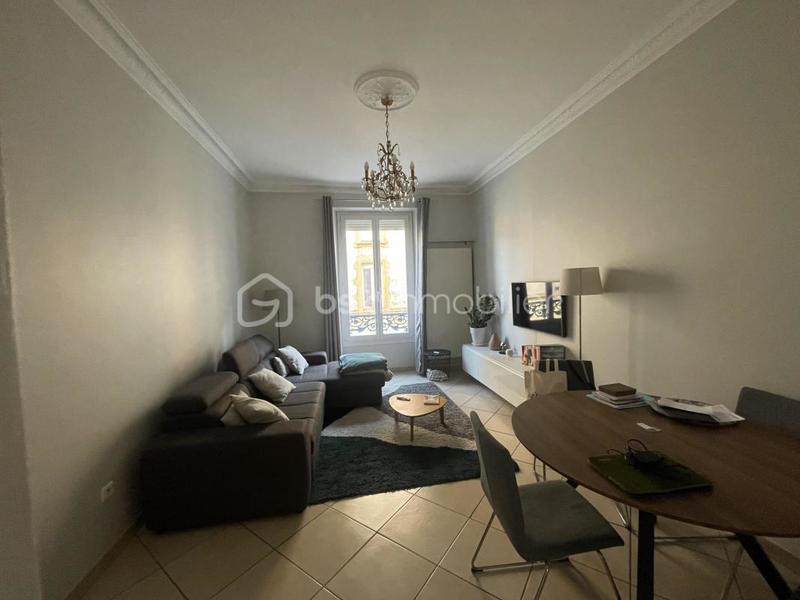 Appartement - 76 m² - 3 pièces