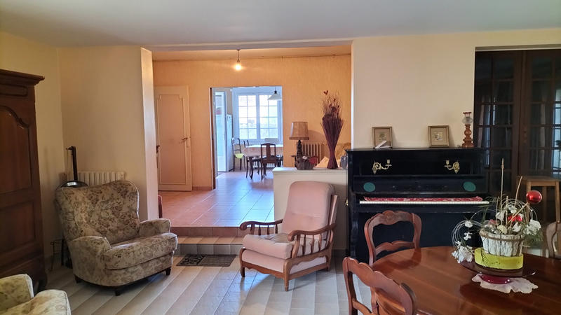 Maison - 114 m² - 6 pièces