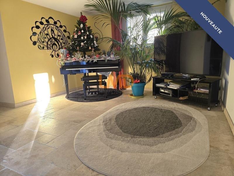 Maison - 139 m² - 6 pièces