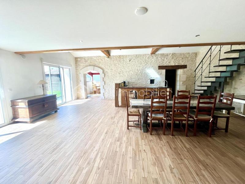 Maison en pierre - 164 m² - 7 pièces