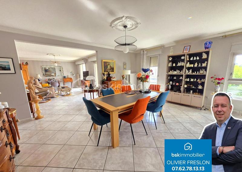 Appartement - 152 m² - 5 pièces