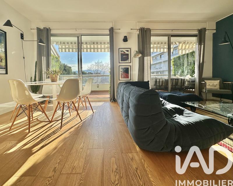 Appartement - 80 m² - 3 pièces