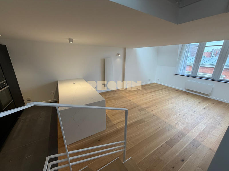 Appartement - 94 m² - 5 pièces