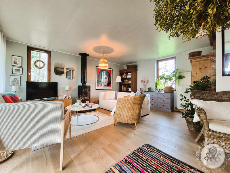 Maison - 155 m² - 8 pièces