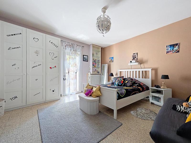 Maison de village - 140 m² - 6 pièces