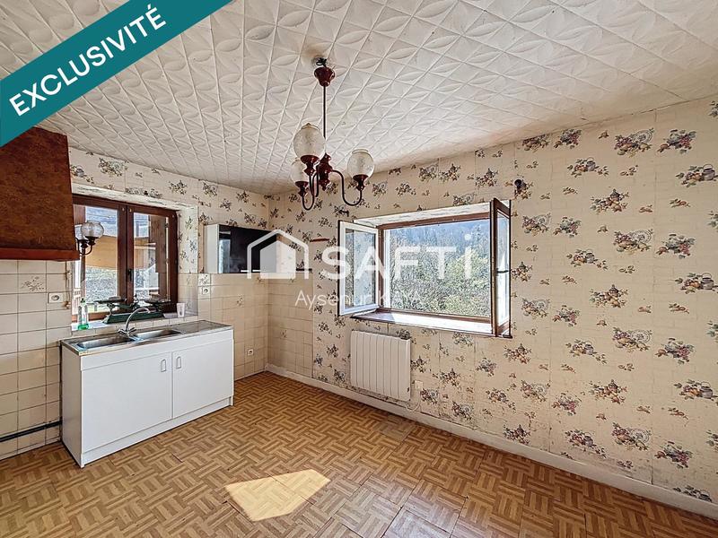 Maison - 134 m² - 8 pièces