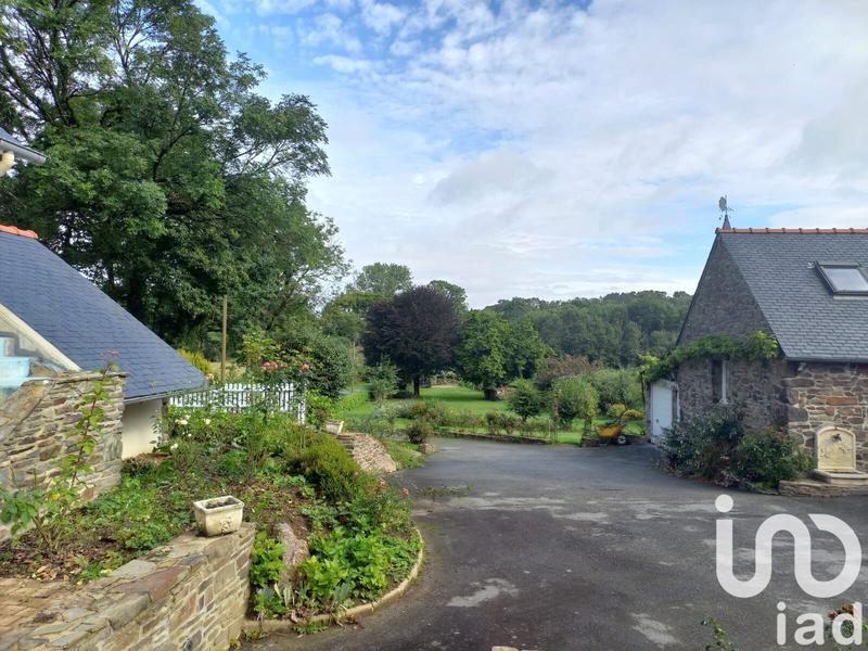 Maison - 265 m² - 8 pièces