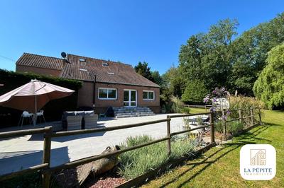 Propriété - 230 m² - 8 pièces