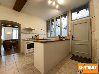 Appartement - 81 m² - 4 pièces
