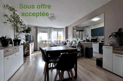 Appartement - 81 m² - 4 pièces