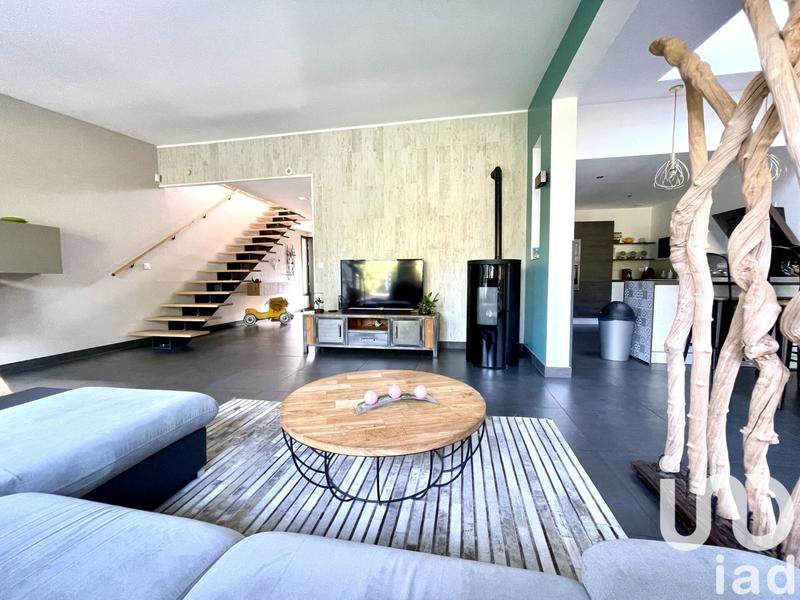 Maison - 145 m² - 6 pièces