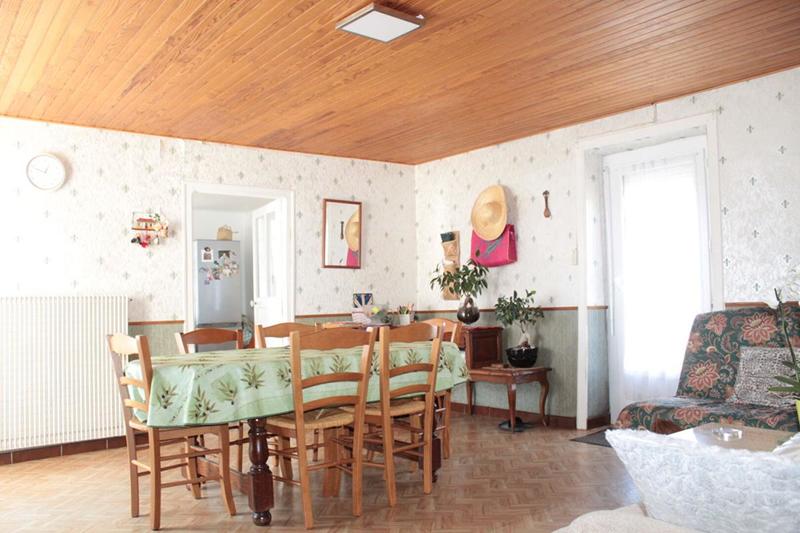 Maison - 75 m² - 5 pièces