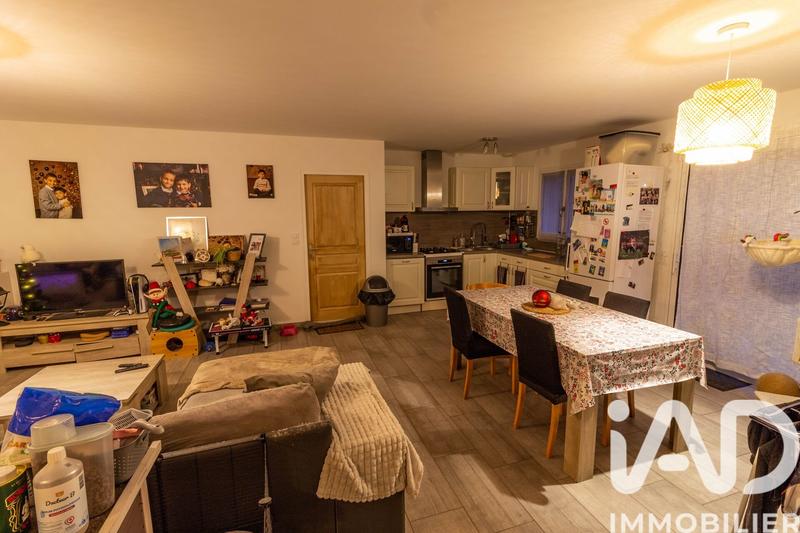 Maison - 88 m² - 5 pièces