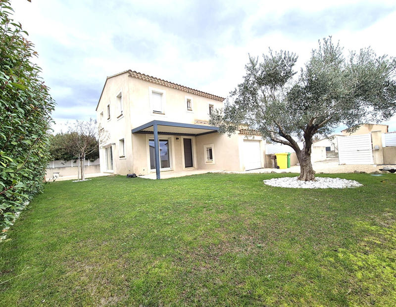 Maison - 103 m² - 4 pièces