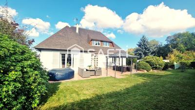 Maison - 177 m² - 6 pièces