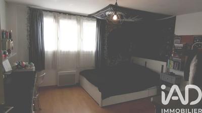 Appartement - 148 m² - 7 pièces