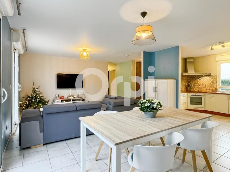 Maison - 98 m² - 4 pièces