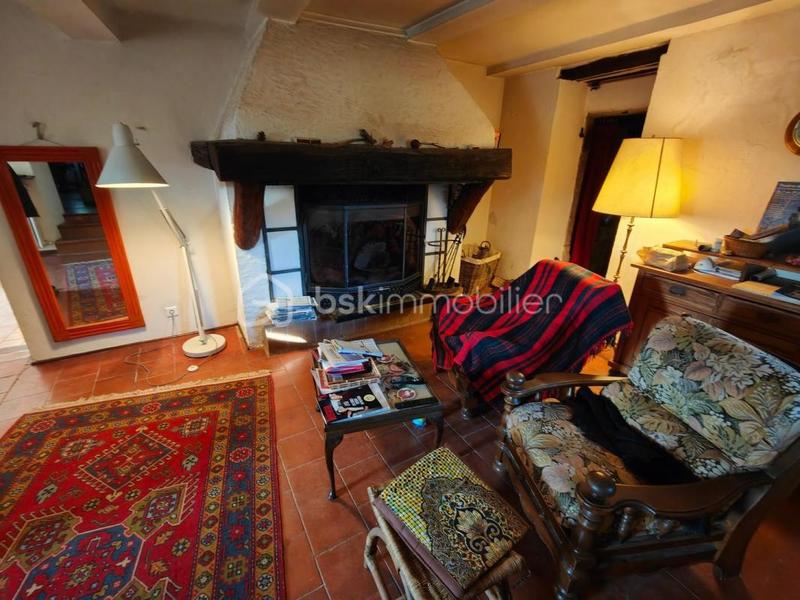 Maison en pierre - 250 m² - 9 pièces