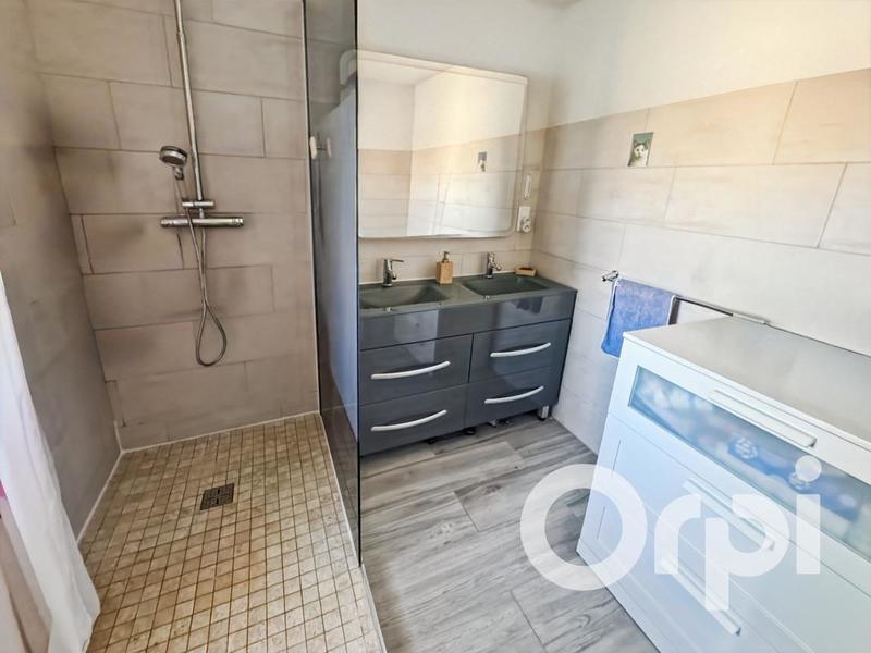 Mas - 270 m² - 8 pièces