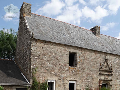 Propriété - 250 m² - 8 pièces