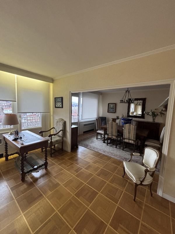 Appartement - 155 m² - 5 pièces