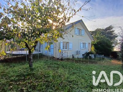 Maison - 175 m² - 7 pièces