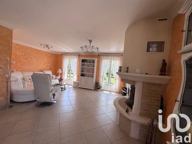 Maison - 205 m² - 7 pièces