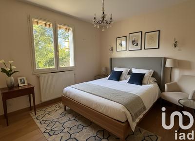 Maison - 184 m² - 7 pièces