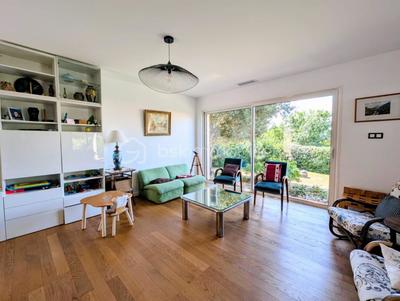 Villa - 189 m² - 6 pièces