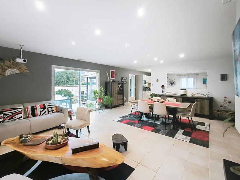 Maison - 135 m² - 5 pièces