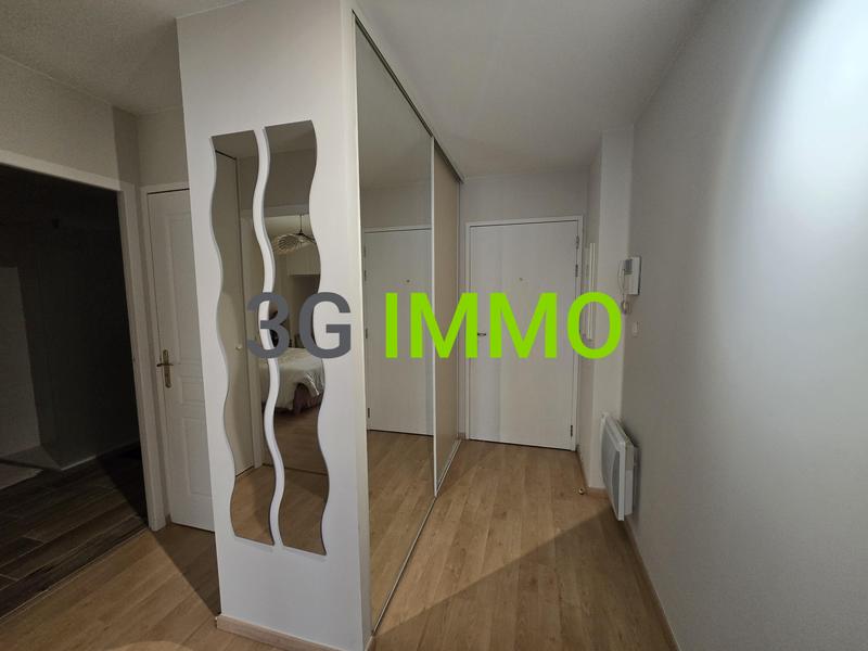 Appartement - 65 m² - 2 pièces