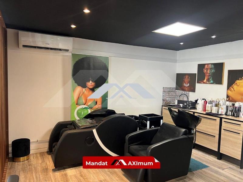 Fonds de commerce - Services - 65 m²