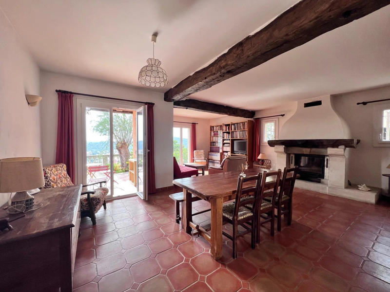 Villa - 154 m² - 5 pièces