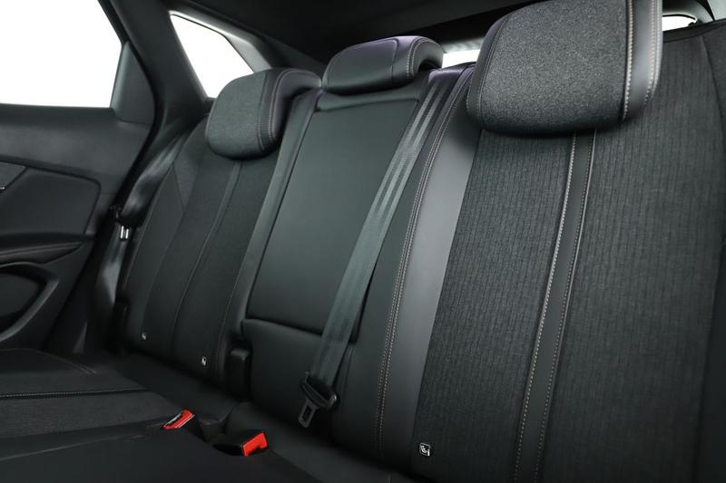 Peugeot 3008 1.5 Blue-HDi Gt Line 130 ch