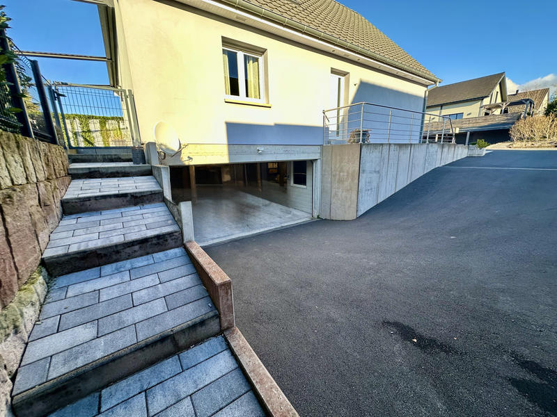 Maison - 130 m² - 5 pièces