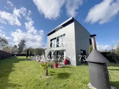 Maison - 166 m² - 5 pièces