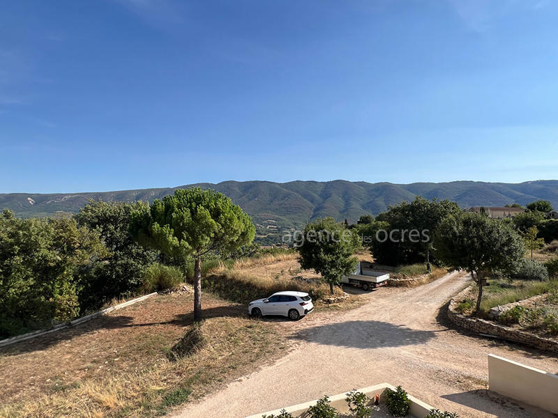 Maison - 240 m² - 5 pièces