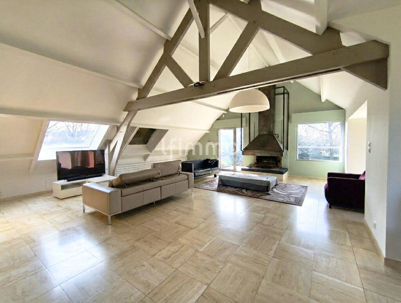 Maison d'architecte - 210 m² - 6 pièces