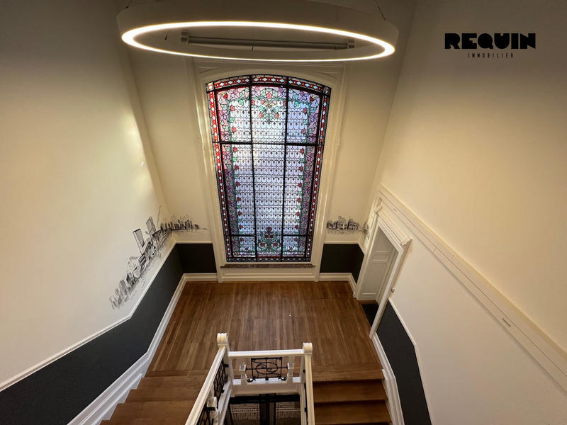 Appartement - 94 m² - 5 pièces