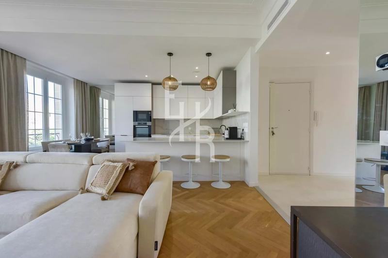 Appartement - 118 m² - 4 pièces